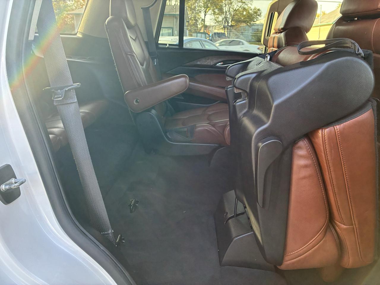 Cadillac Escalade Premium 4WD 2017