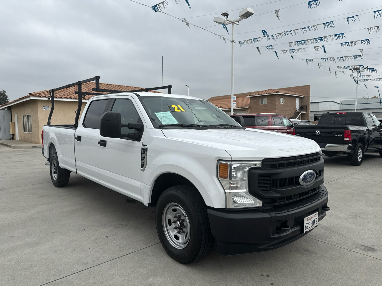 Ford Super Duty F-250 SRW XL 2WD Crew Cab 8' Box 2021 Ford Super Duty F-250 SRW XL 2WD Crew Cab 8' Box 2021