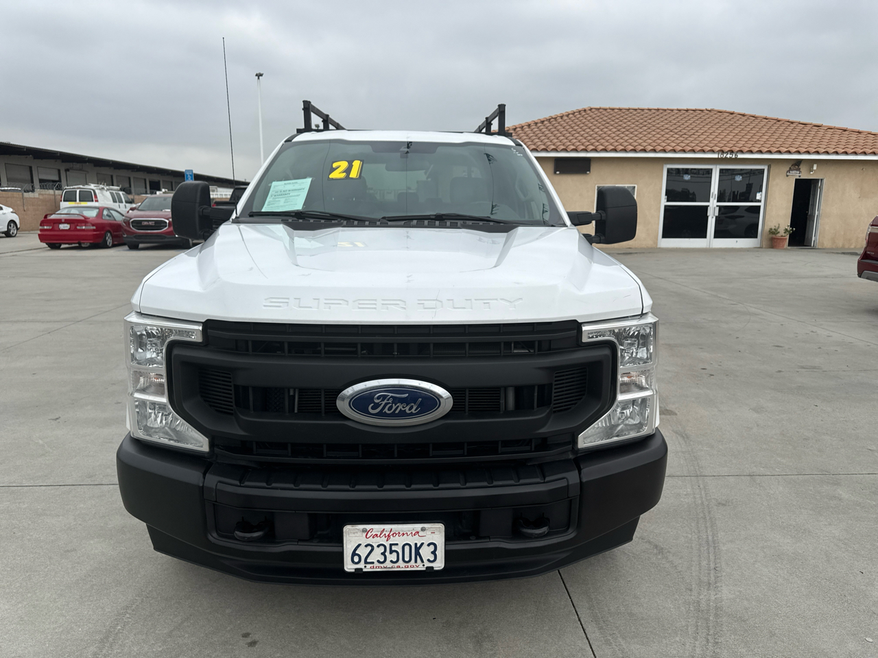 Ford Super Duty F-250 SRW XL 2WD Crew Cab 8' Box 2021 Ford Super Duty F-250 SRW XL 2WD Crew Cab 8' Box 2021