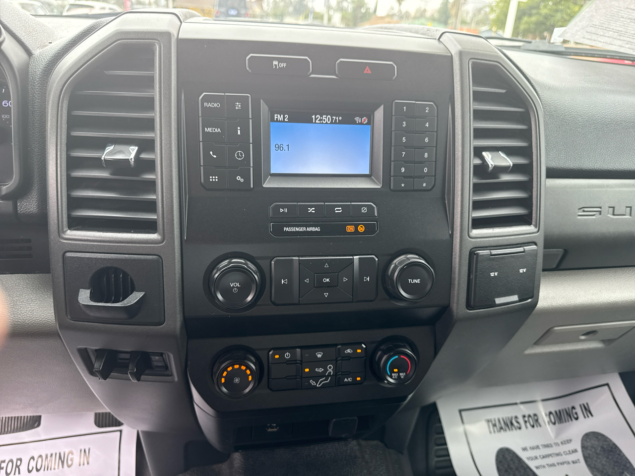 Ford Super Duty F-250 SRW XL 2WD Crew Cab 8' Box 2021 Ford Super Duty F-250 SRW XL 2WD Crew Cab 8' Box 2021