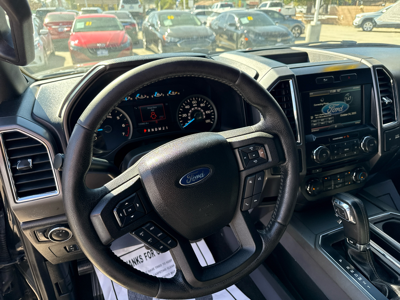 Ford F-150 2WD SuperCab 145" XLT 2015 Ford F-150 2WD SuperCab 145" XLT 2015