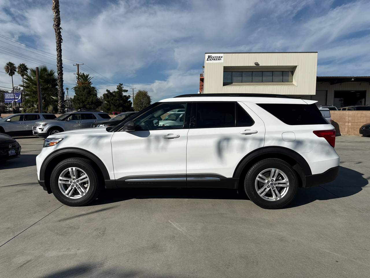 Ford Explorer XLT RWD 2020 Ford Explorer XLT RWD 2020