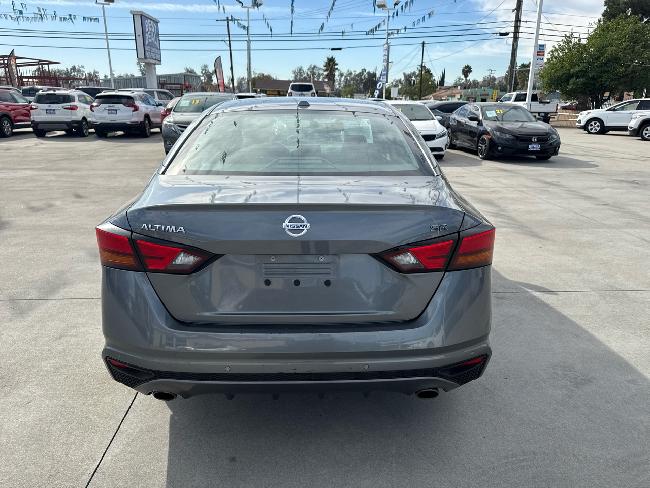 Nissan Altima 2.5 SR Sedan 2021 Nissan Altima 2.5 SR Sedan 2021