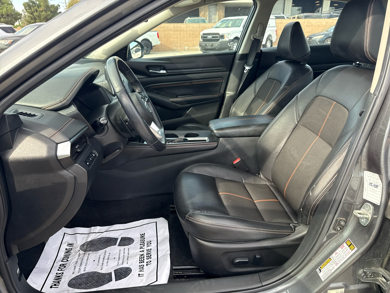 Nissan Altima 2.5 SR Sedan 2021 Nissan Altima 2.5 SR Sedan 2021