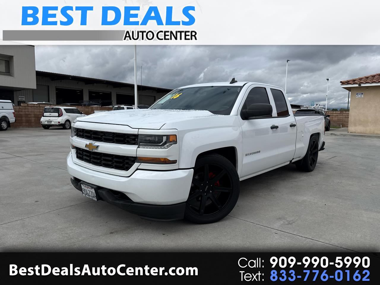 2016 Chevrolet Silverado 1500 2WD Double Cab 143.5" Custom
