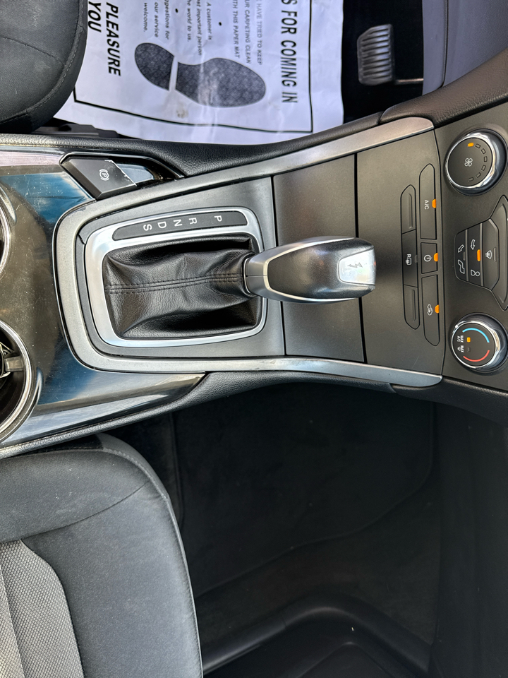 Ford Edge 4dr SE AWD 2015