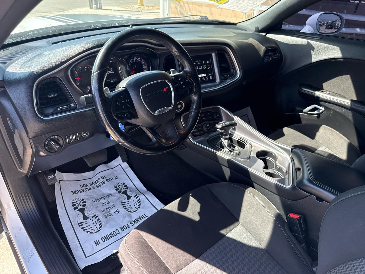 Dodge Challenger GT RWD 2021