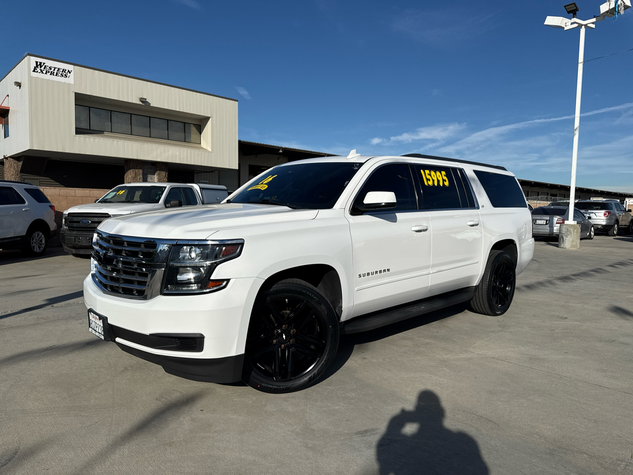 Chevrolet Suburban 2WD 4dr 1500 LS 2016
