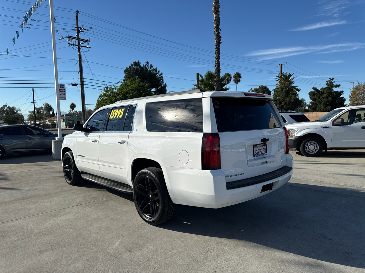Chevrolet Suburban 2WD 4dr 1500 LS 2016
