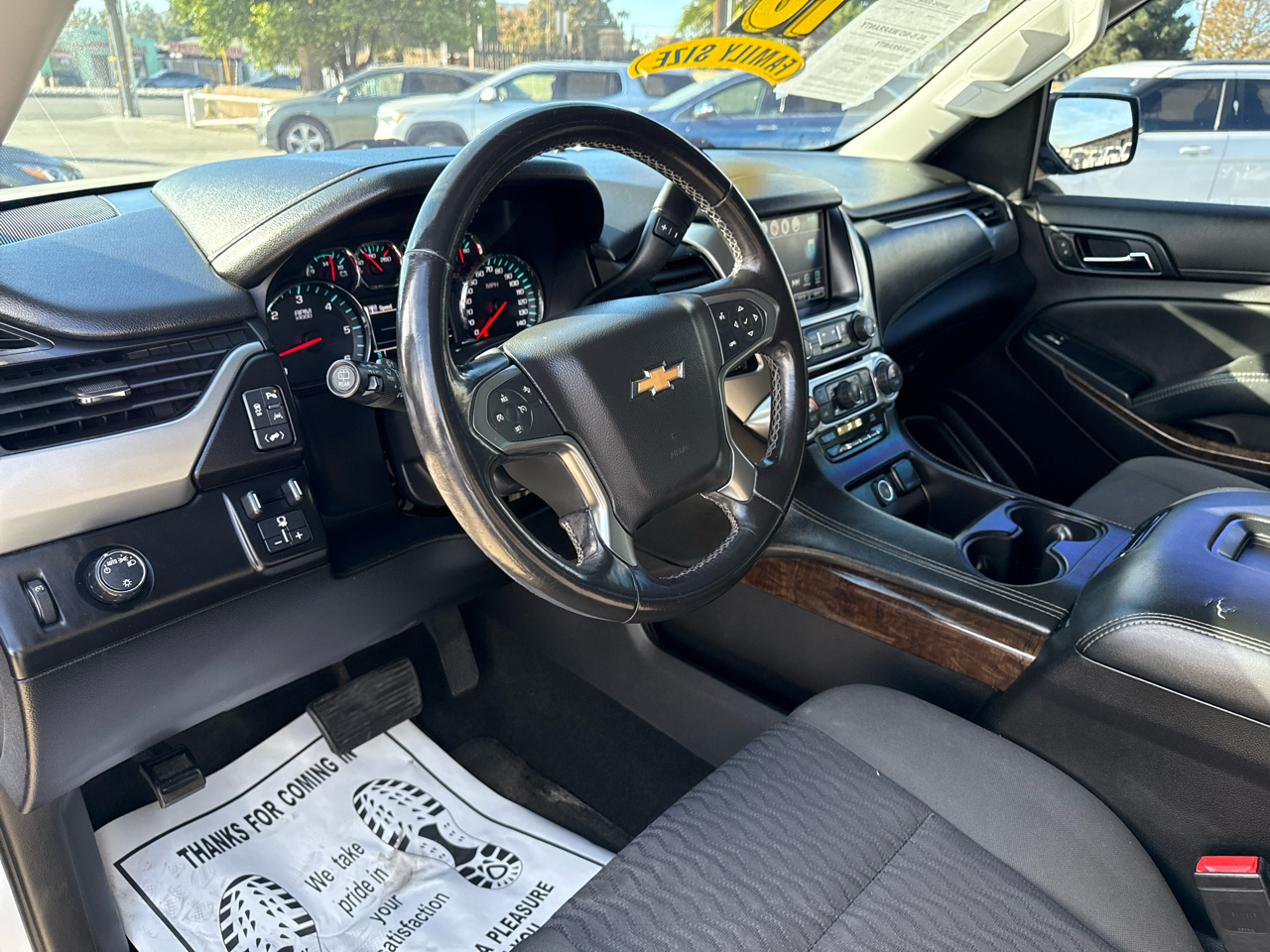 Chevrolet Suburban 2WD 4dr 1500 LS 2016