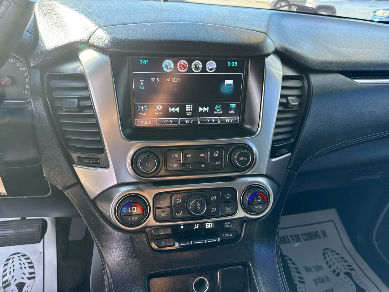 Chevrolet Suburban 2WD 4dr 1500 LS 2016