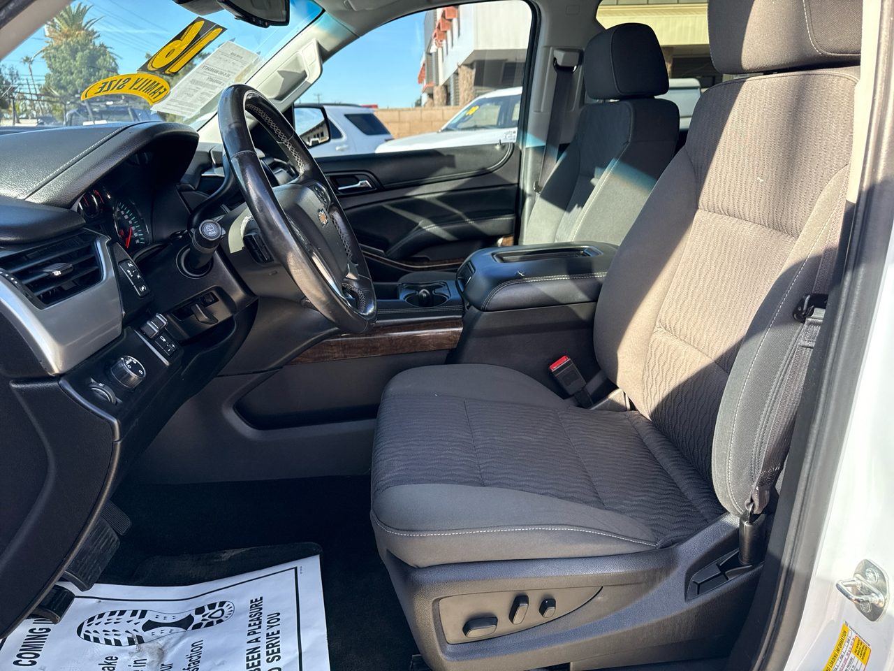 Chevrolet Suburban 2WD 4dr 1500 LS 2016