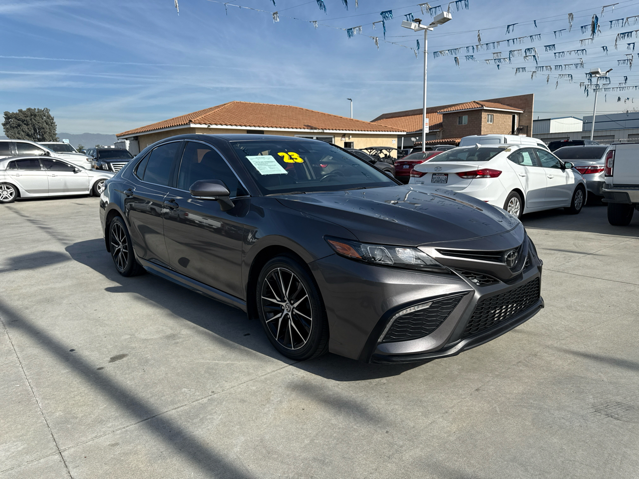 Toyota Camry SE Auto (Natl) 2023