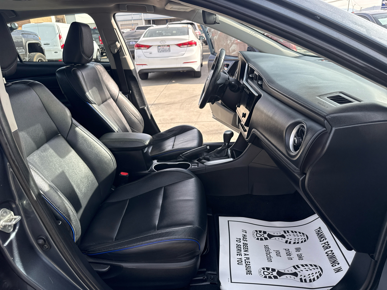 Toyota Corolla XSE CVT (Natl) 2019