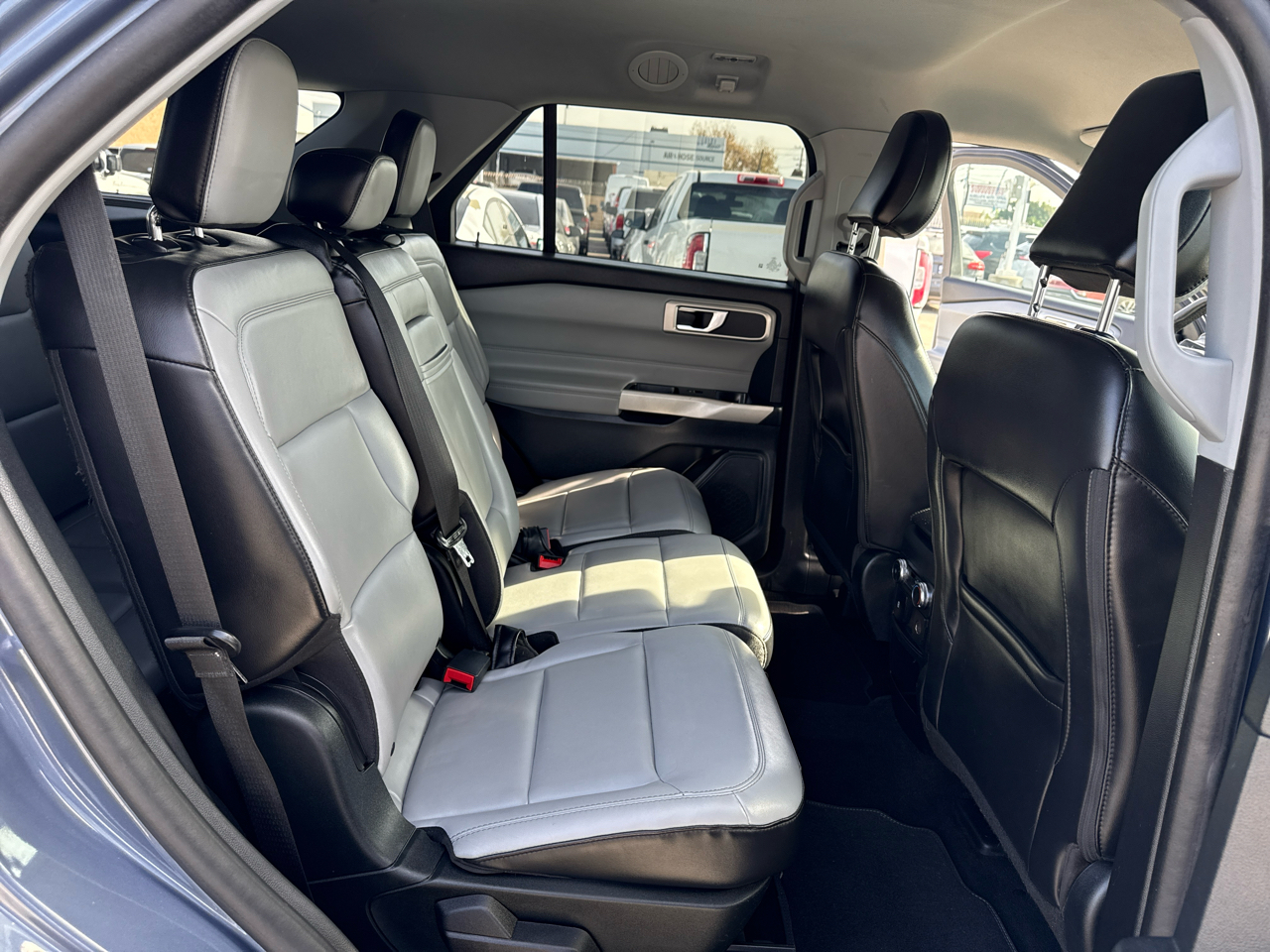 Ford Explorer XLT RWD 2021