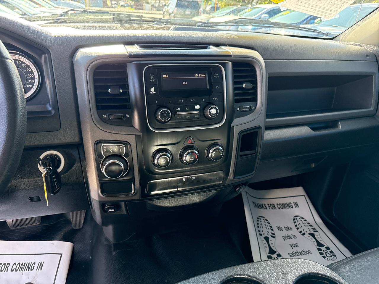 RAM 1500 2WD Reg Cab 120.5" Express 2017