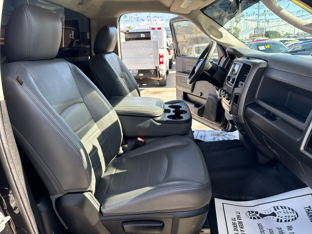 RAM 1500 2WD Reg Cab 120.5" Express 2017