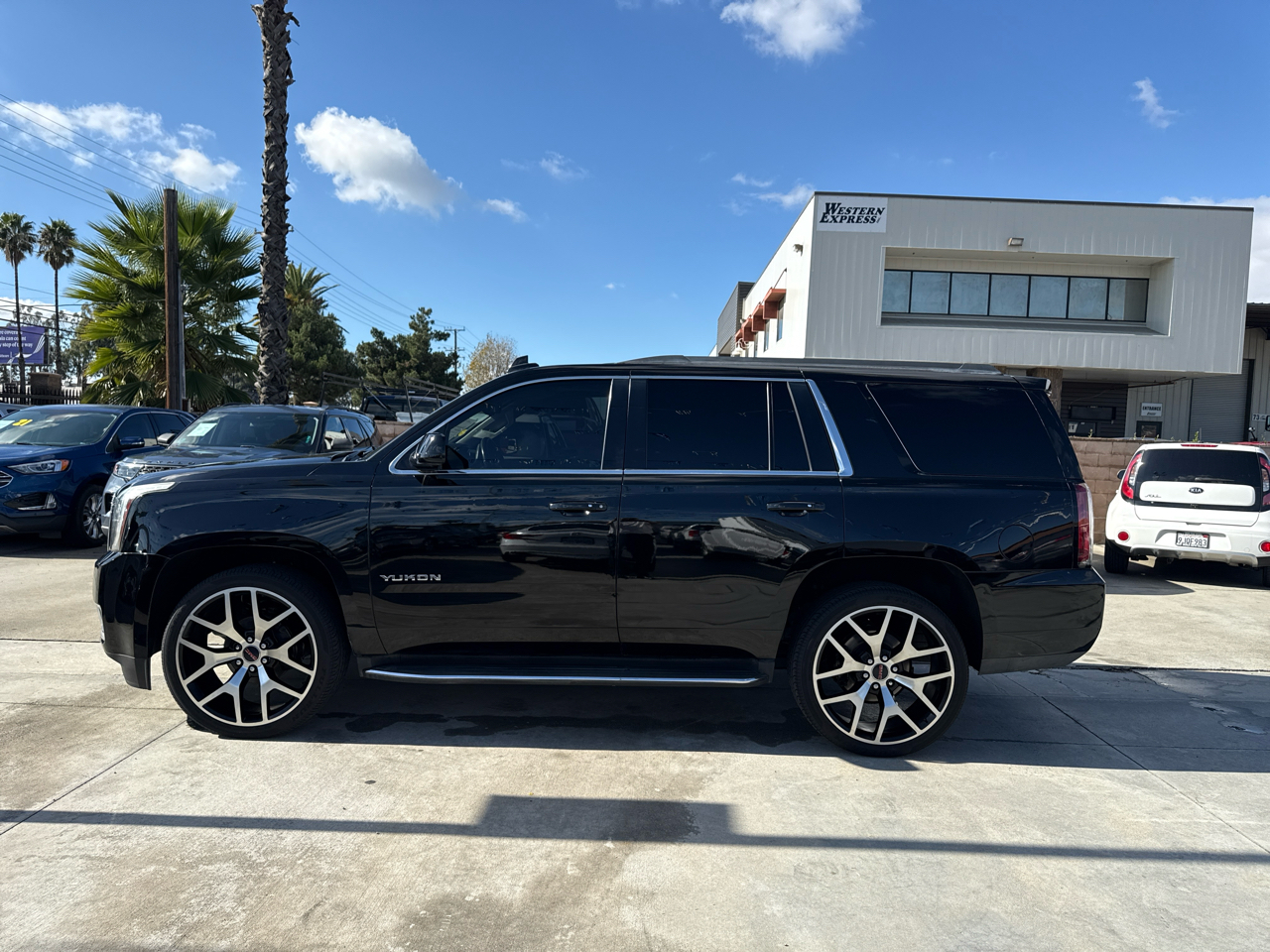 GMC Yukon 2WD 4dr SLT 2016