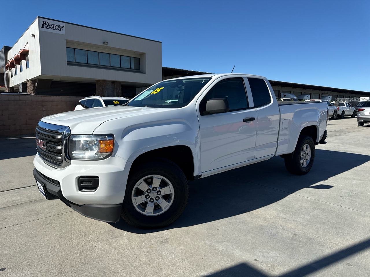 GMC Canyon 2WD Ext Cab 128.3" 2015