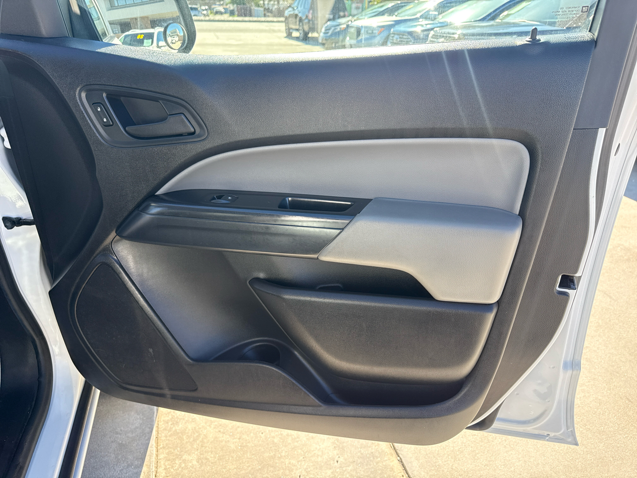 GMC Canyon 2WD Ext Cab 128.3" 2015