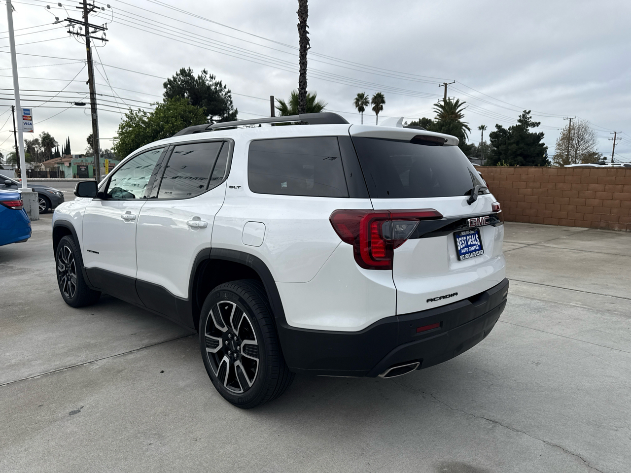 GMC Acadia FWD 4dr SLT 2021