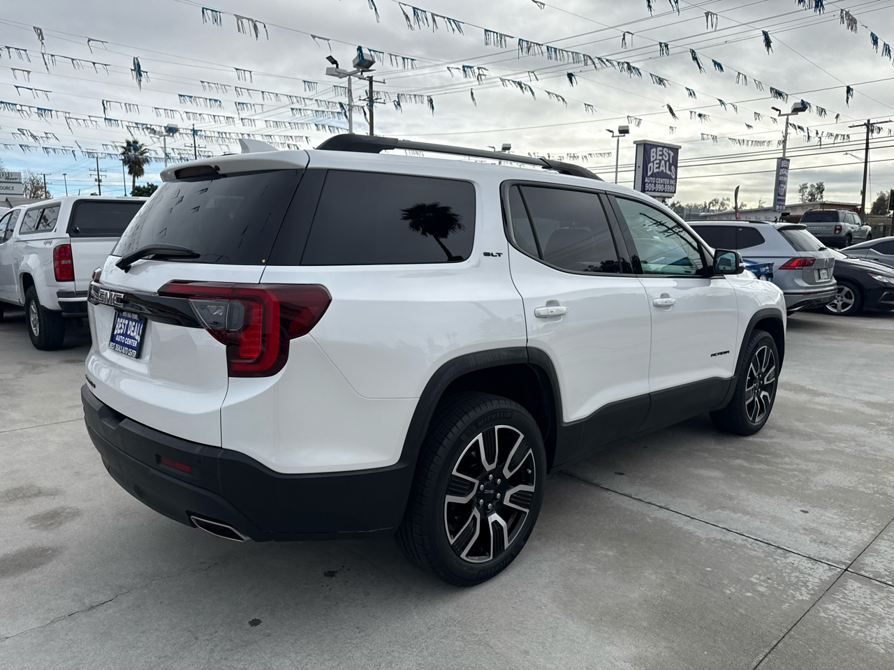 GMC Acadia FWD 4dr SLT 2021