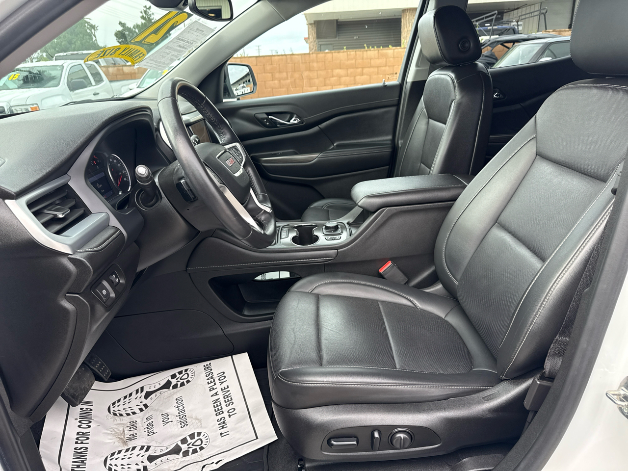 GMC Acadia FWD 4dr SLT 2021