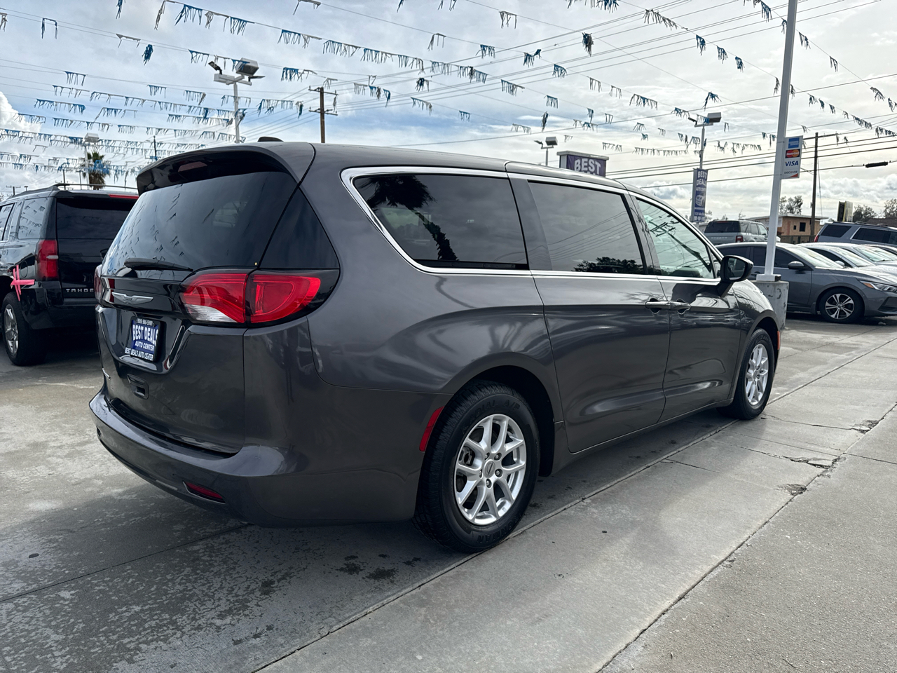 Chrysler Voyager LX FWD 2023