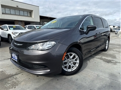 2023 Chrysler Voyager 