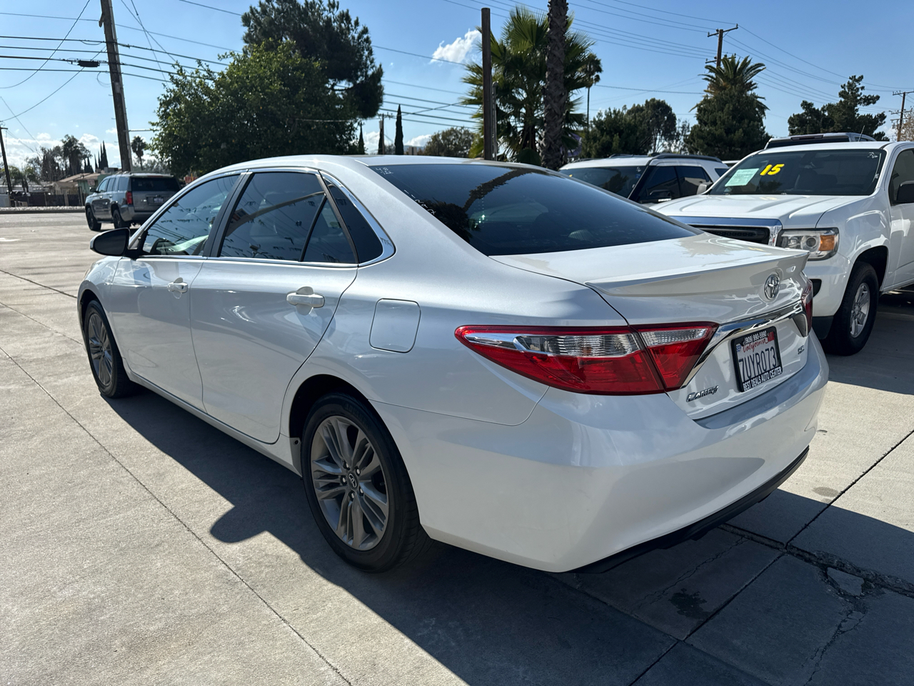 Toyota Camry XLE Auto (Natl) 2017