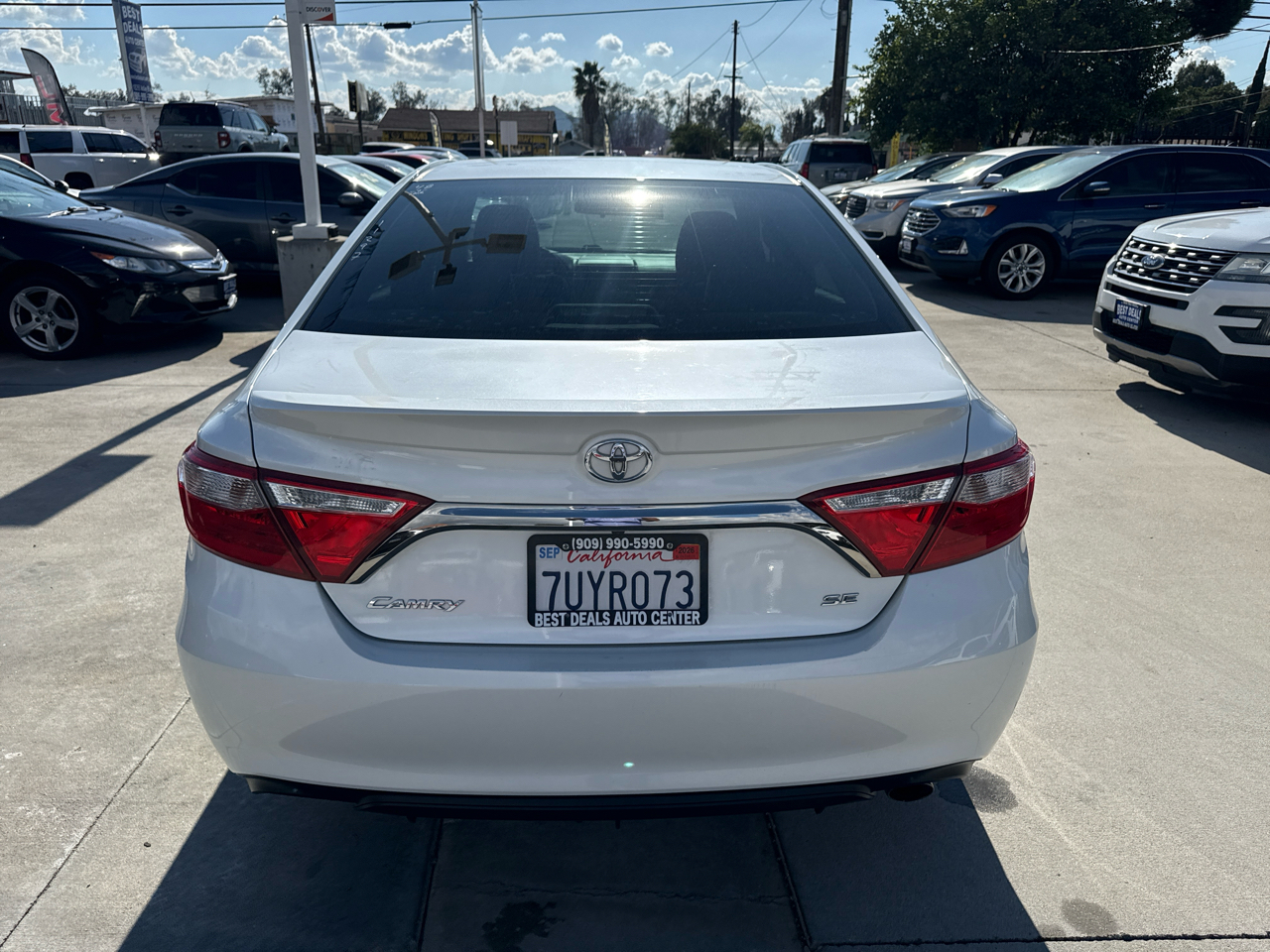 Toyota Camry XLE Auto (Natl) 2017