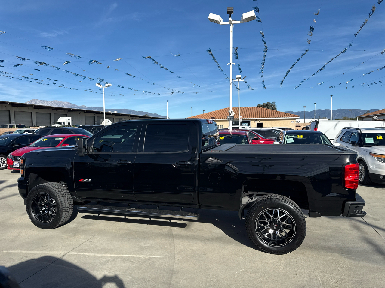 Chevrolet Silverado 1500 4WD Crew Cab 153.0" LTZ w/2LZ 2015
