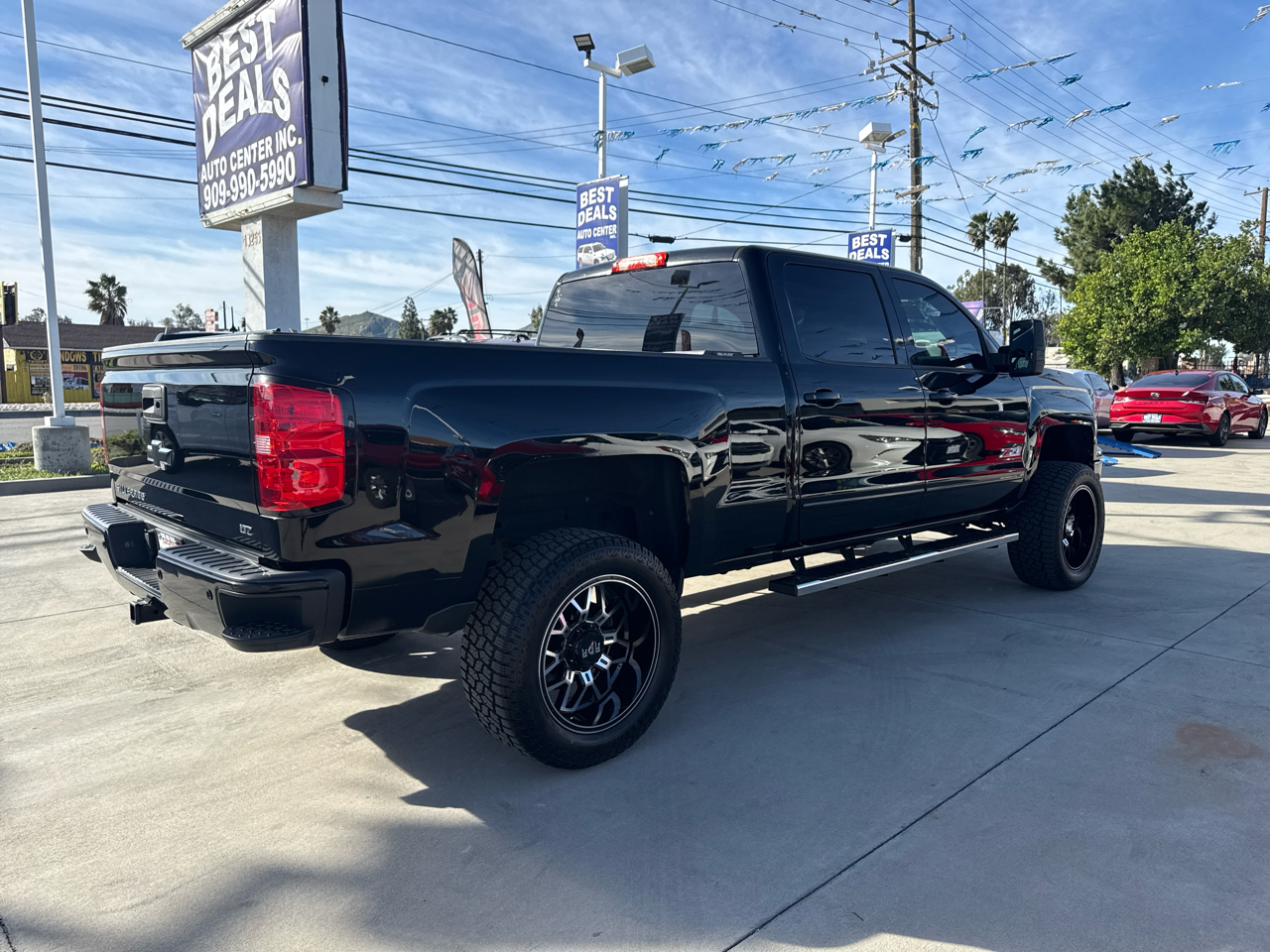 Chevrolet Silverado 1500 4WD Crew Cab 153.0" LTZ w/2LZ 2015