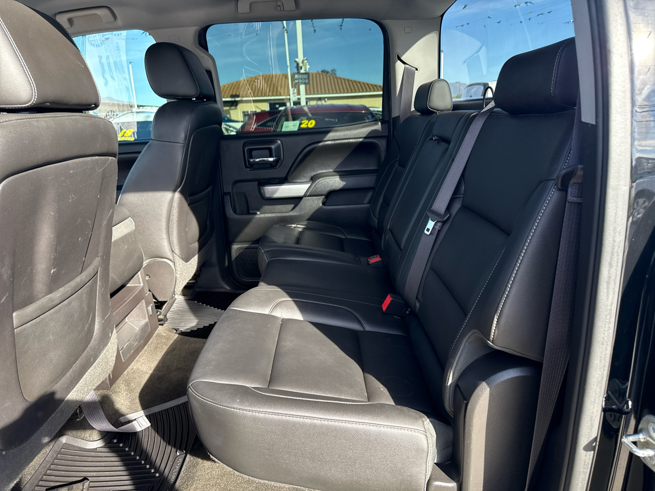 Chevrolet Silverado 1500 4WD Crew Cab 153.0" LTZ w/2LZ 2015