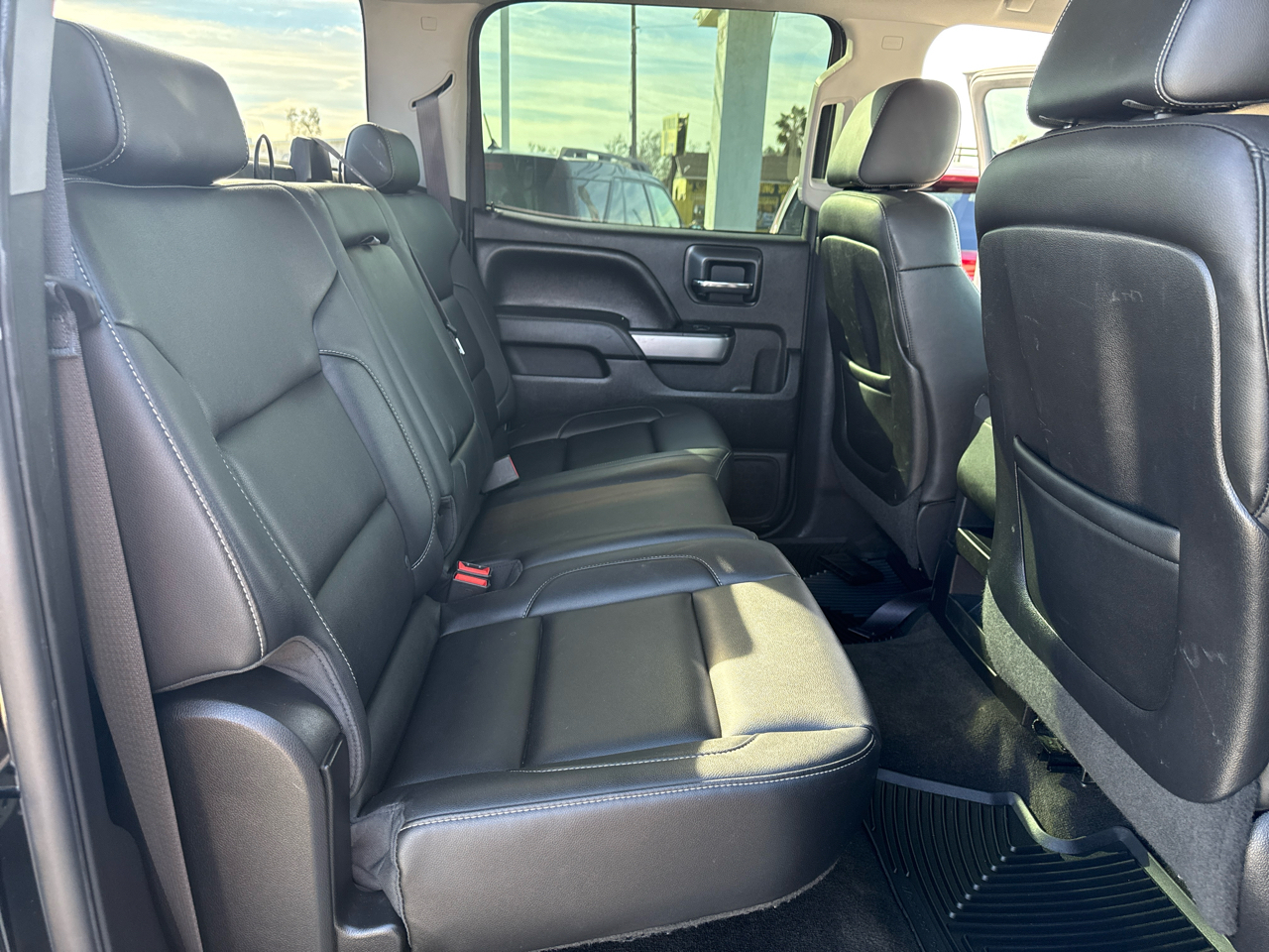 Chevrolet Silverado 1500 4WD Crew Cab 153.0" LTZ w/2LZ 2015