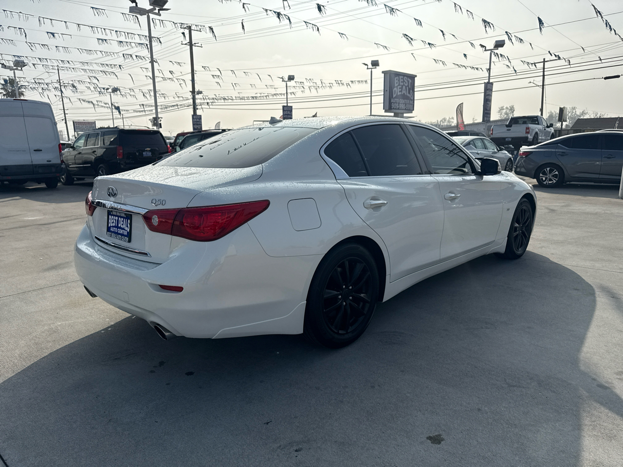 Infiniti Q50 4dr Sdn Premium RWD 2014