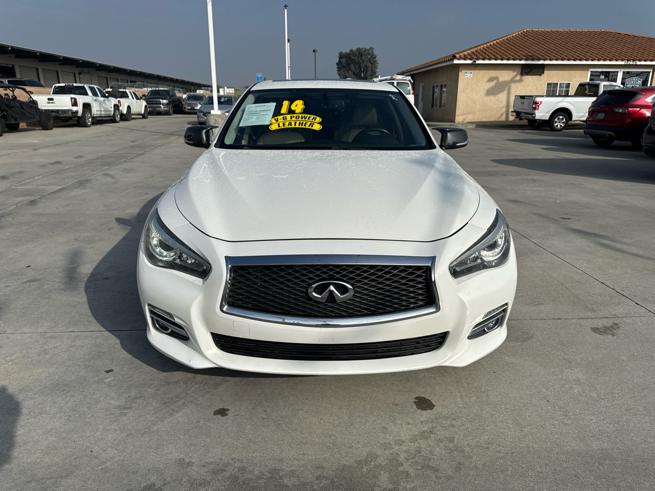 Infiniti Q50 4dr Sdn Premium RWD 2014