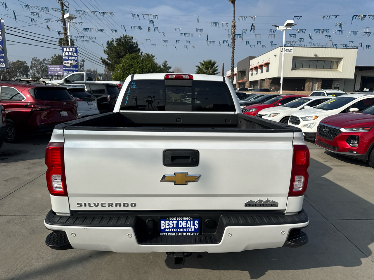 Chevrolet Silverado 1500 4WD Crew Cab 143.5" High Country 2018