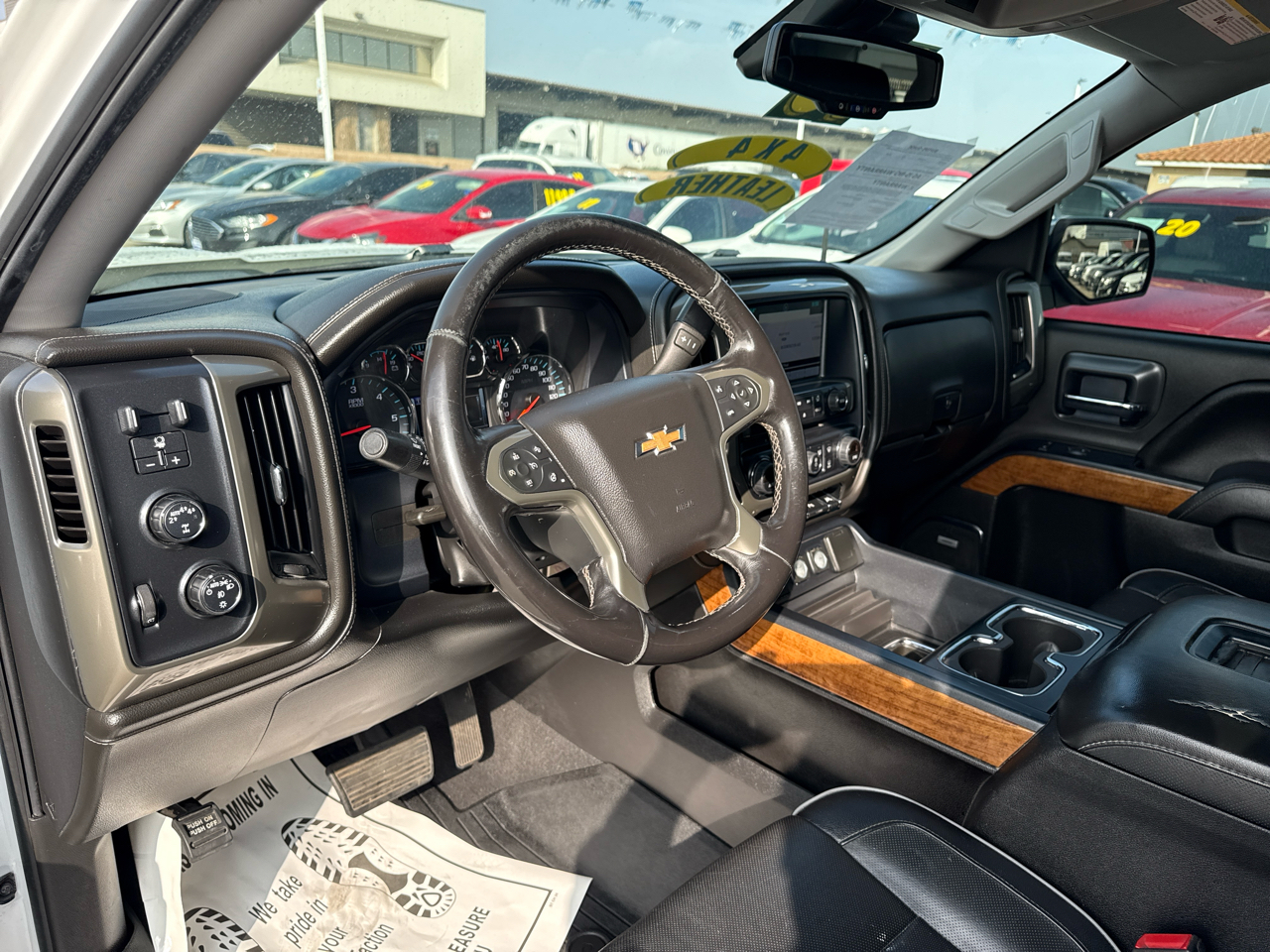 Chevrolet Silverado 1500 4WD Crew Cab 143.5" High Country 2018