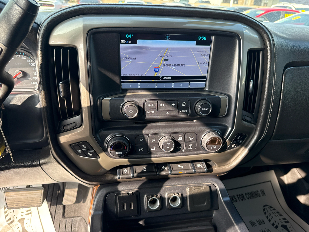 Chevrolet Silverado 1500 4WD Crew Cab 143.5" High Country 2018