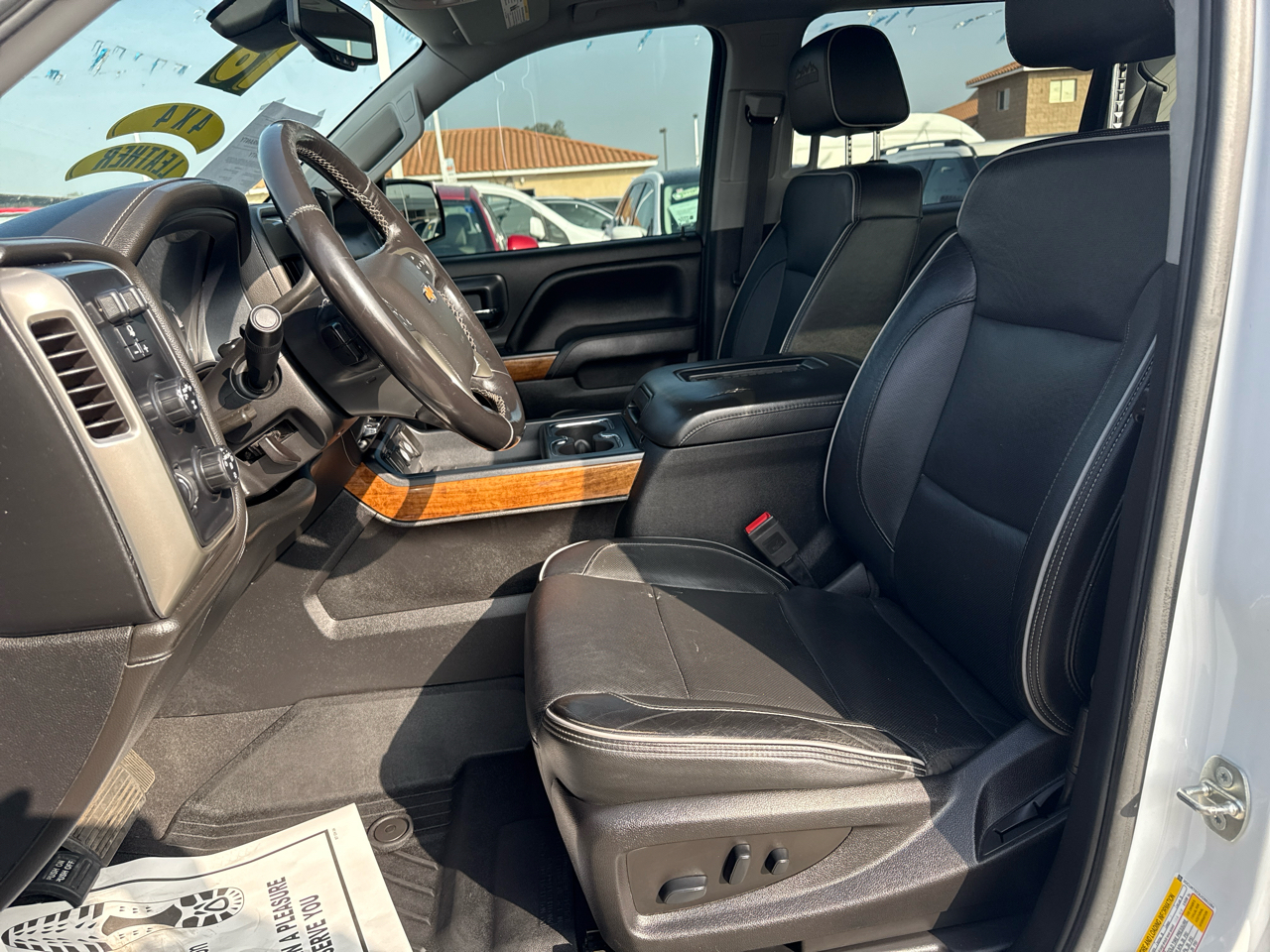 Chevrolet Silverado 1500 4WD Crew Cab 143.5" High Country 2018