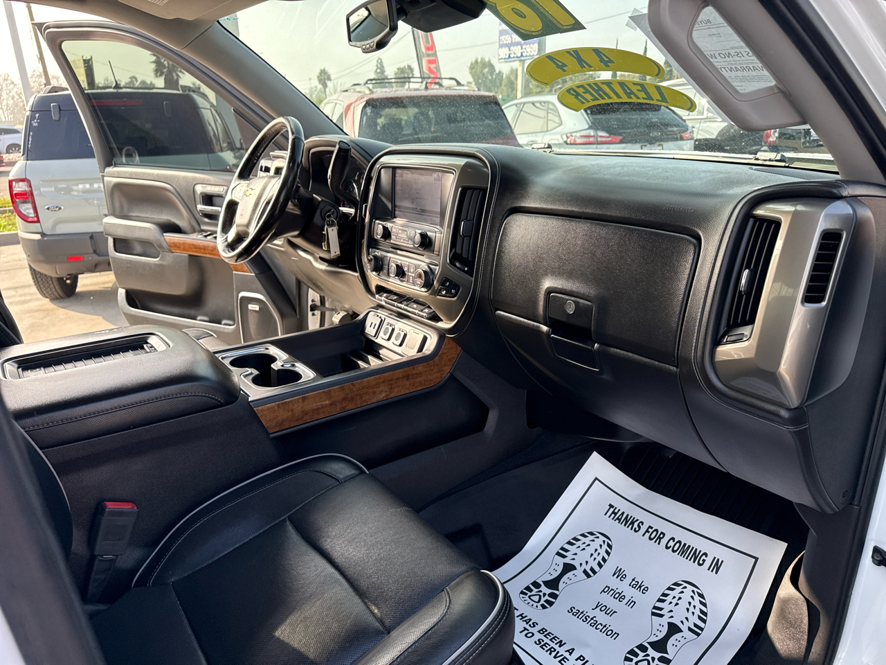 Chevrolet Silverado 1500 4WD Crew Cab 143.5" High Country 2018