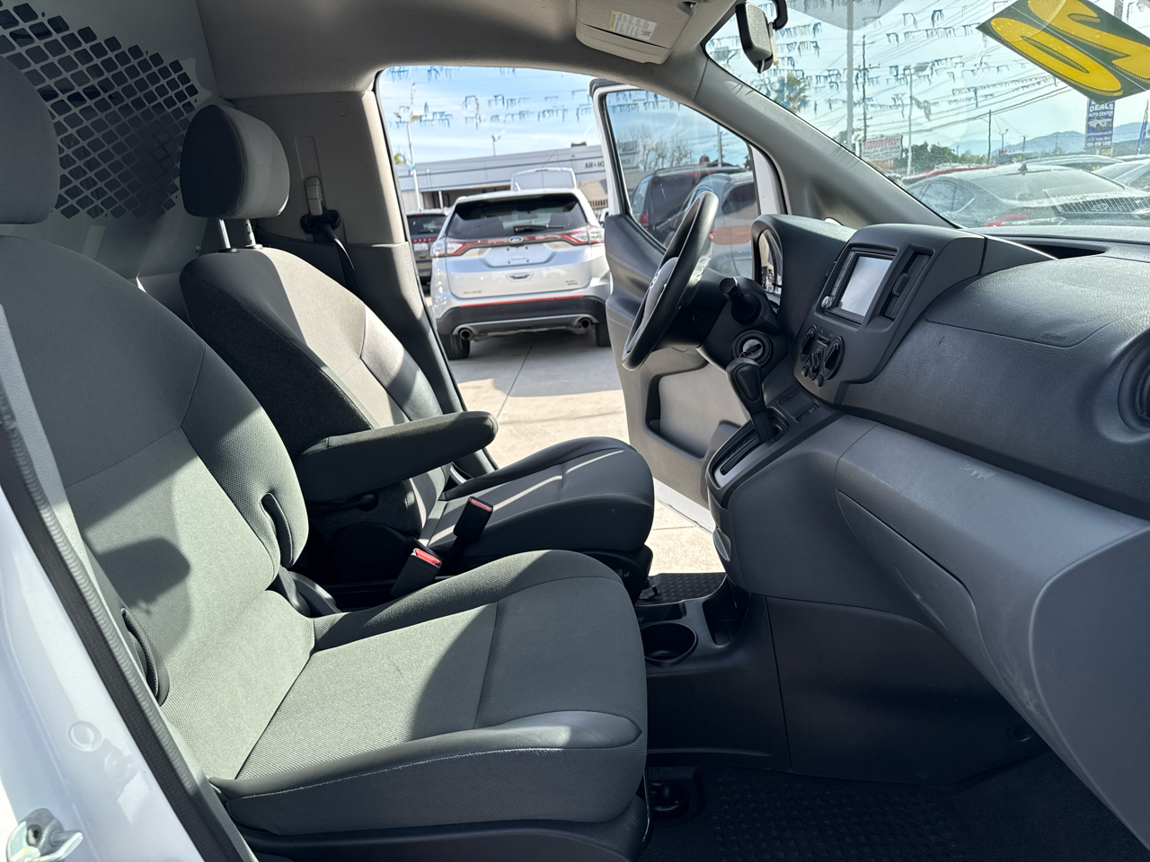 Nissan NV200 Compact Cargo I4 SV 2020