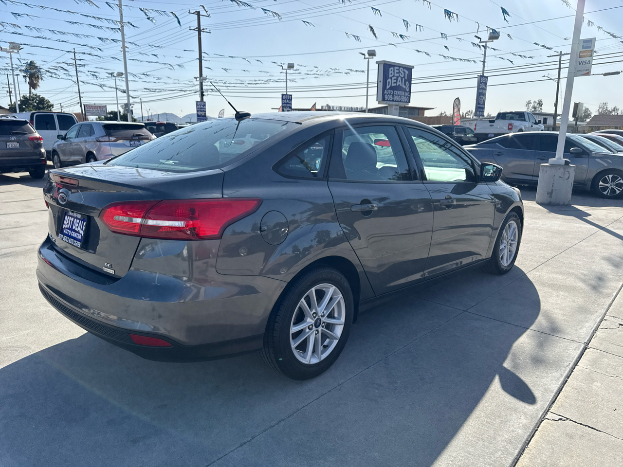 Ford Focus SE Sedan 2018