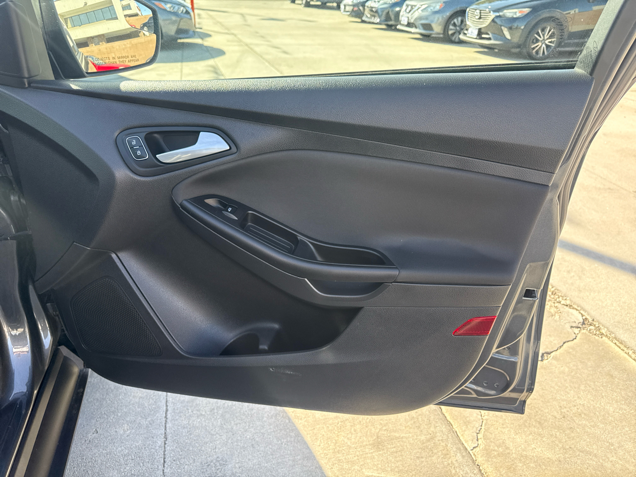 Ford Focus SE Sedan 2018