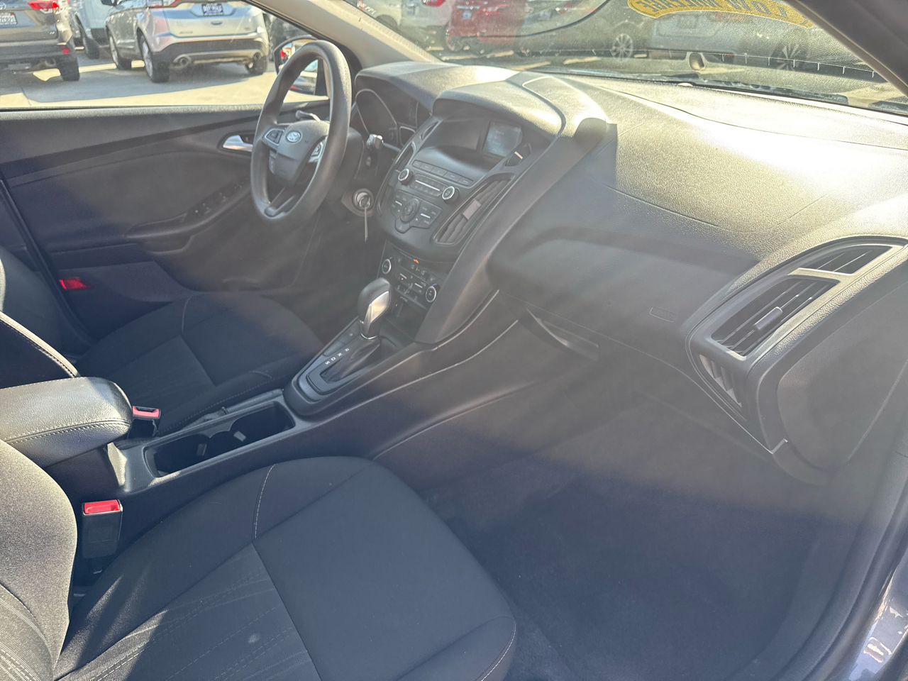 Ford Focus SE Sedan 2018