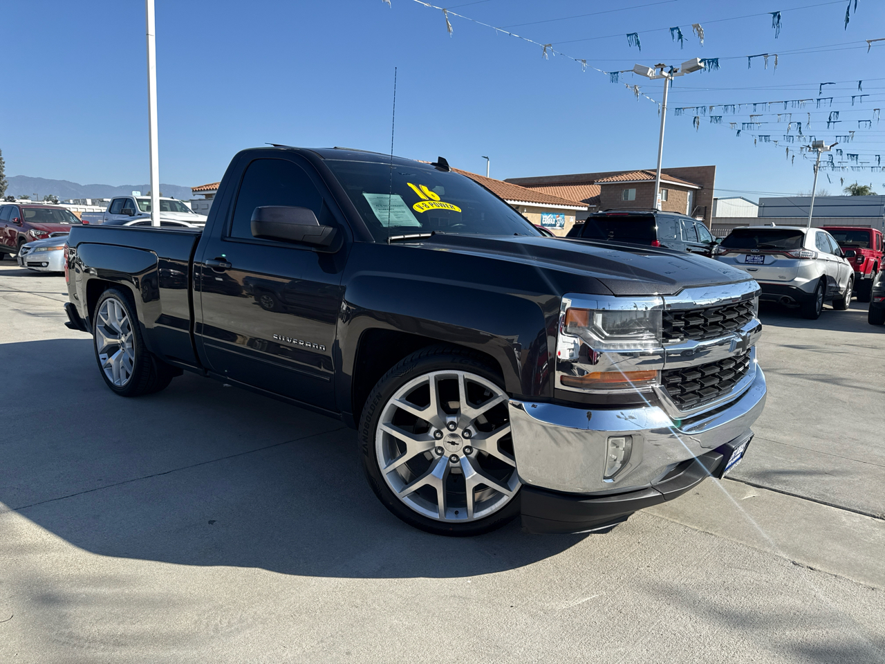 Chevrolet Silverado 1500 2WD Reg Cab 119.0" LT w/1LT 2016