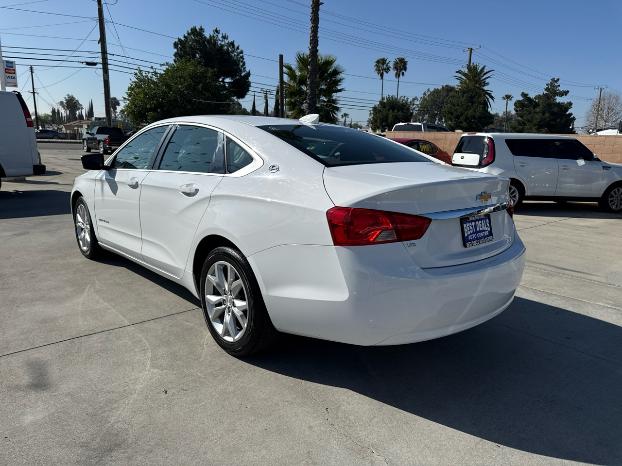 Chevrolet Impala 4dr Sdn LT w/1LT 2017