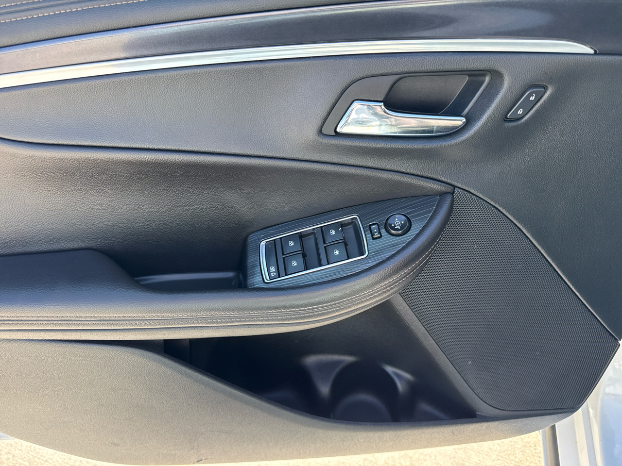 Chevrolet Impala 4dr Sdn LT w/1LT 2017