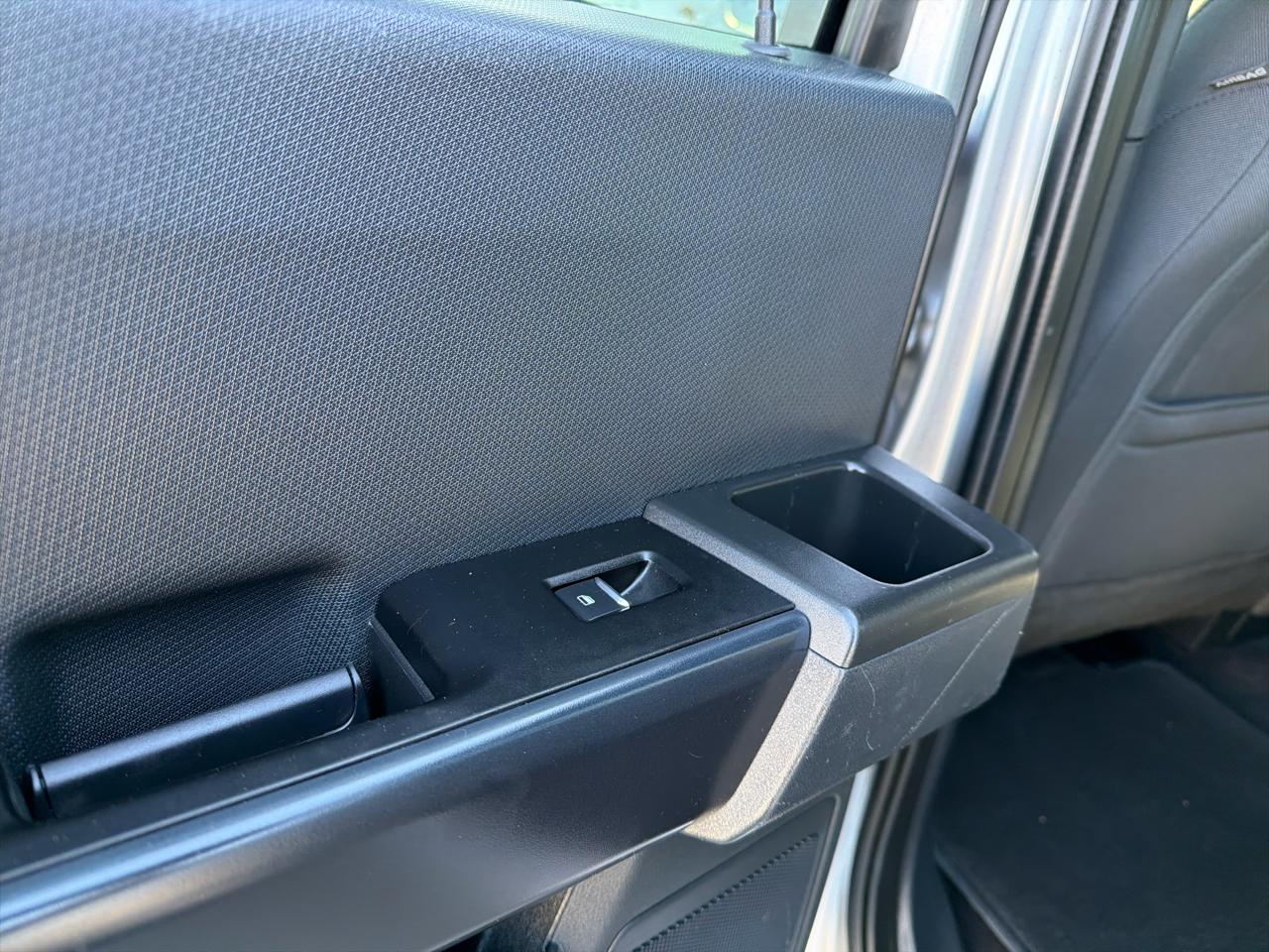 Ford F-150 2WD SuperCrew 145" STX 2021